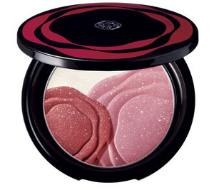 Shiseido Camellia Compact Fall Winter 2012